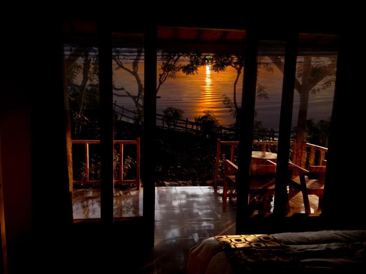 Waterfall Inn Tanglad Екстериор снимка